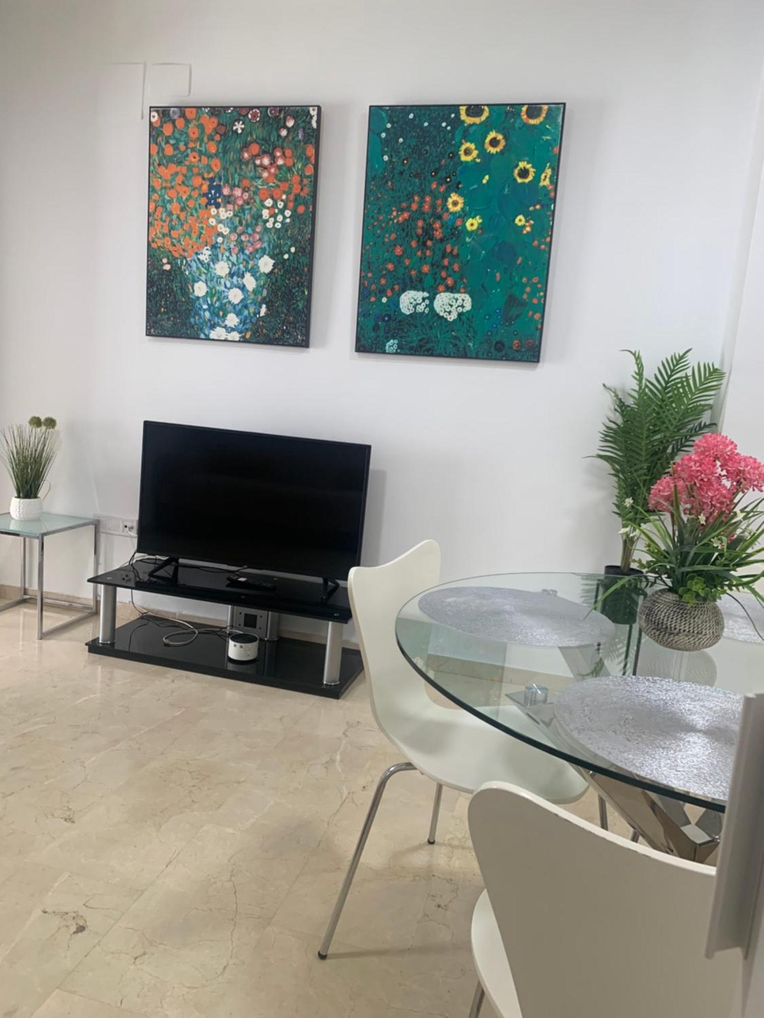 Beach And City Apartment A 50M De La Playa Fuengirola Kültér fotó